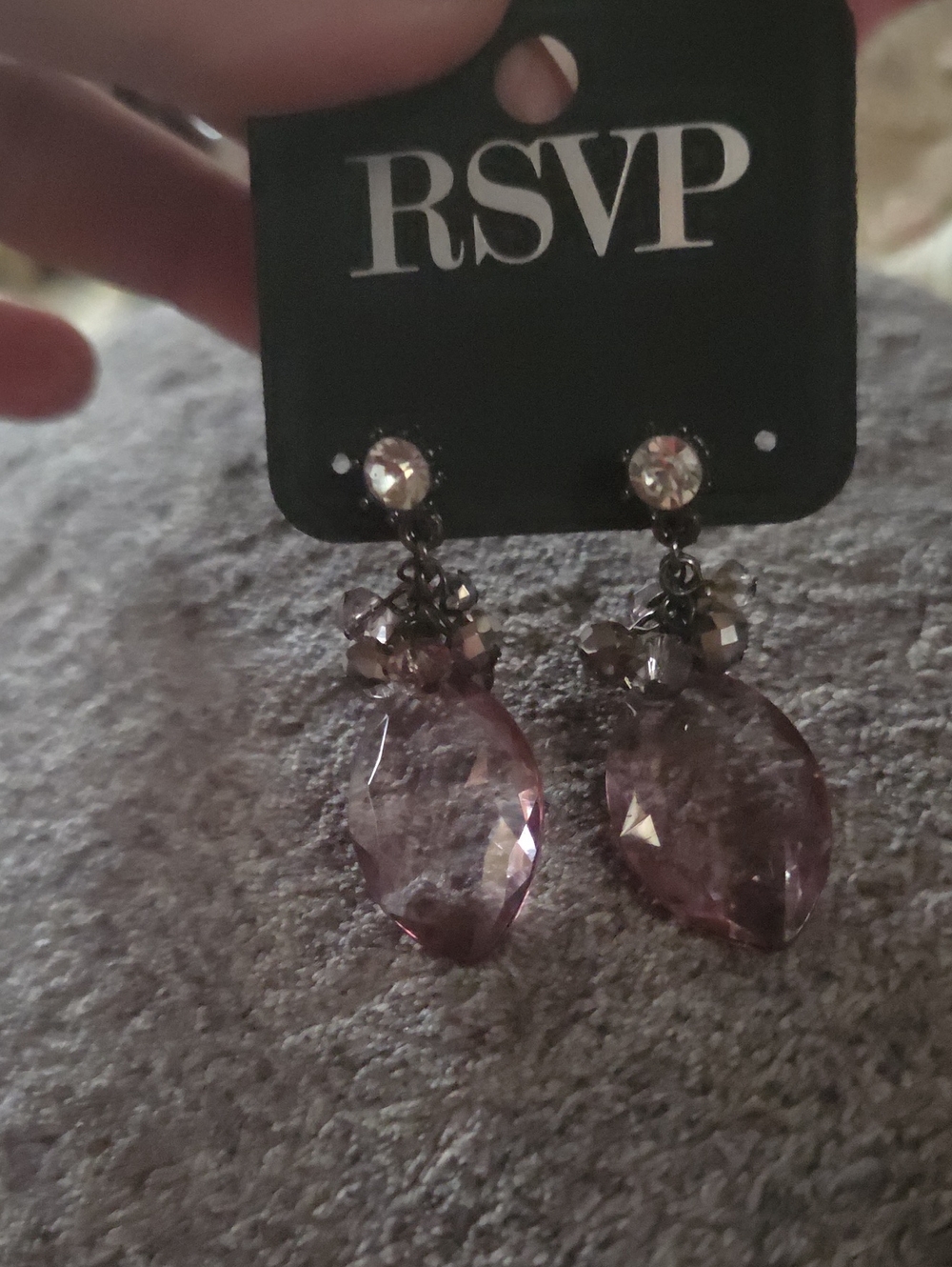 New RSVP Faceted Light Purple Crystal Drop Earrings Gunmetal